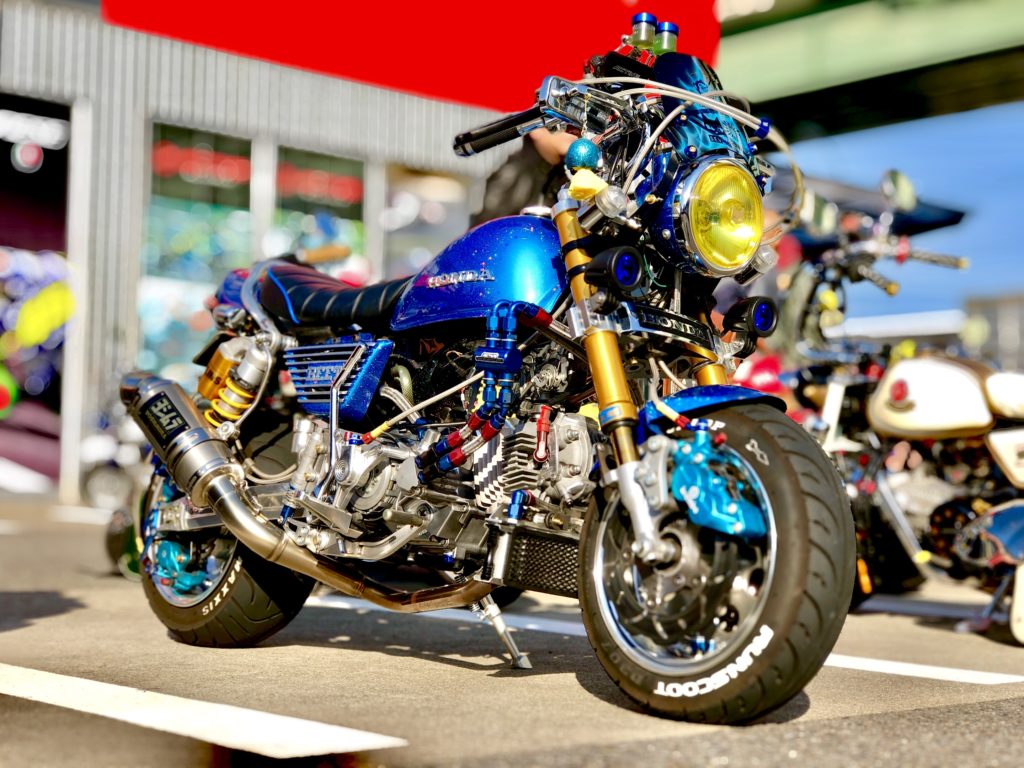 ４ミニはシャコタンが人気 しゃぼん玉 Shabondama